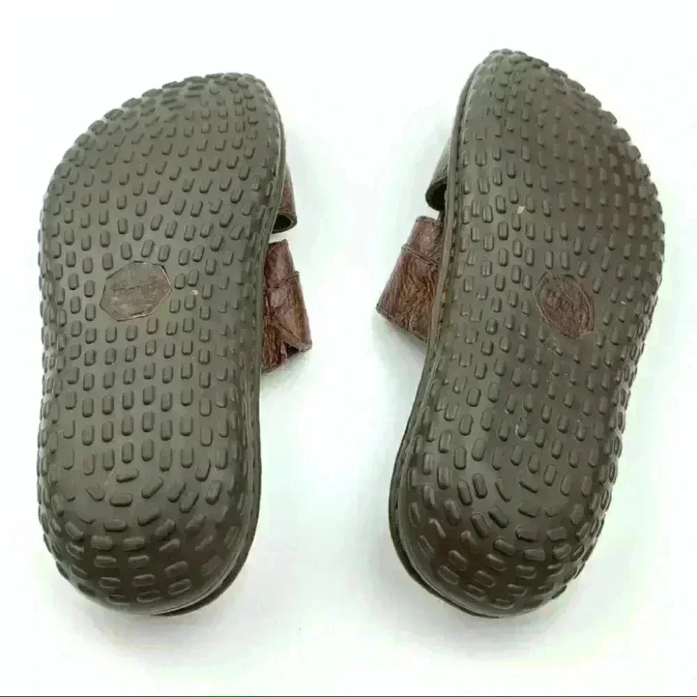 Born mens sandals sz 9 50 brown leather slip on